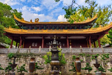 Tarihi Fa Yu Si Tapınağı, Mount Putuo, Hangzhou, Çin