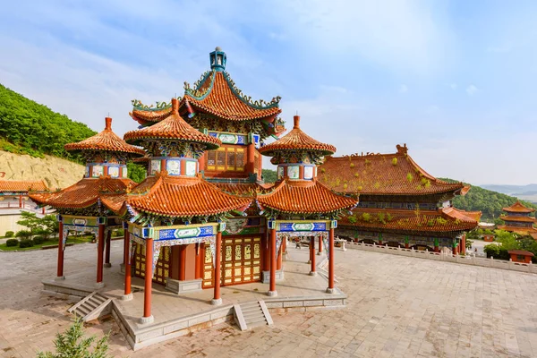 Salle Guanyin, temple bouddhiste Zhengjue, Jilin, Chine — Photo