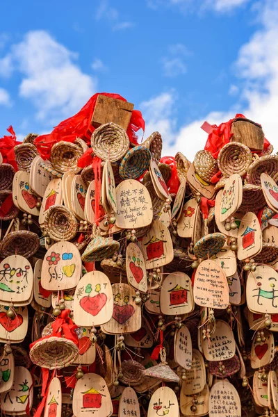 Encantos da boa sorte, Yunan, China — Fotografia de Stock