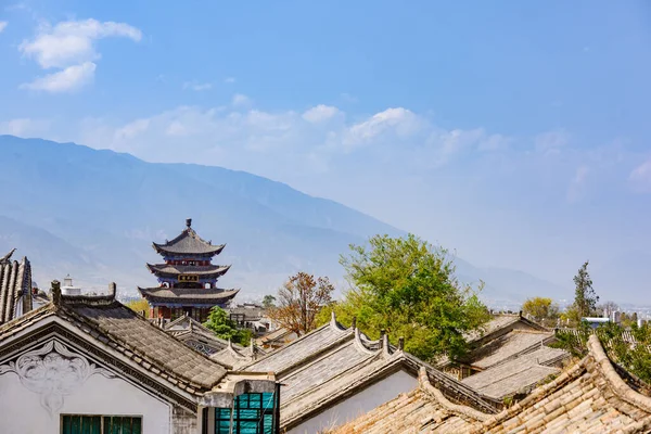 Paysage urbain et pagode de Dali, Yunnan, Chine — Photo