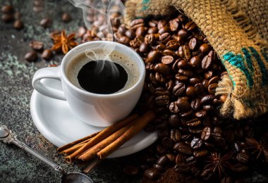 Eski arka plan üzerinde kahve siyah