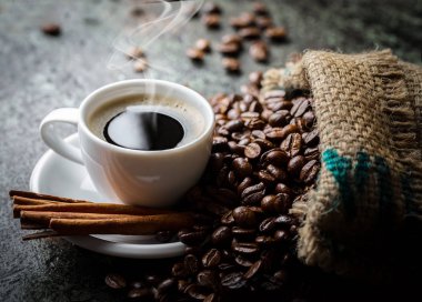 Eski arka plan üzerinde kahve siyah