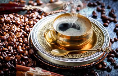 Eski arka plan üzerinde kahve siyah