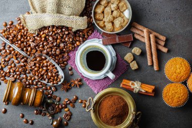 Eski arka plan üzerinde kahve siyah