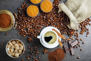 Eski arka plan üzerinde kahve siyah