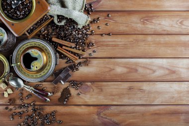 Eski arka plan üzerinde kahve siyah