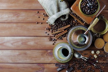 Eski arka plan üzerinde kahve siyah