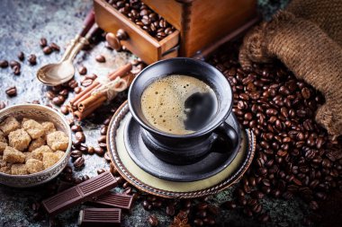 Eski arka plan üzerinde kahve siyah