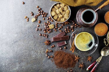 Eski arka plan üzerinde kahve siyah