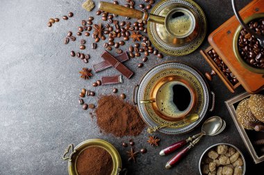 Eski arka plan üzerinde kahve siyah