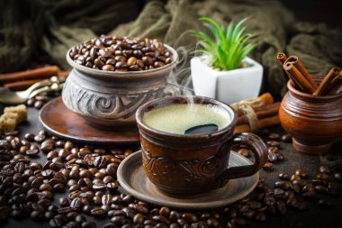 Eski arka plan üzerinde kahve siyah