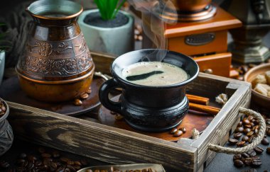 Eski arka plan üzerinde kahve siyah