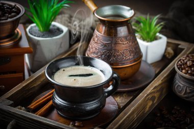 Eski arka plan üzerinde kahve siyah