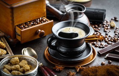 Eski arka plan üzerinde kahve siyah