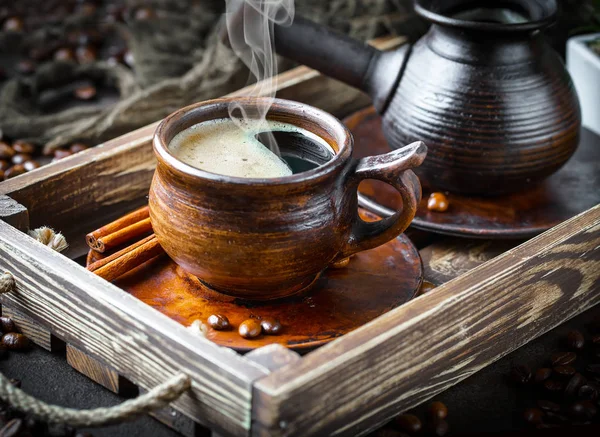 Чорна Кава Старому Фоні — стокове фото