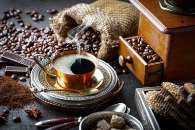 Eski arka plan üzerinde kahve siyah