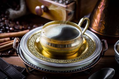 Eski arka plan üzerinde kahve siyah