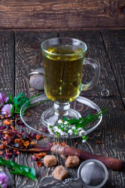 Eski arka plan üzerinde çay