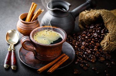 Eski arka plan üzerinde çay