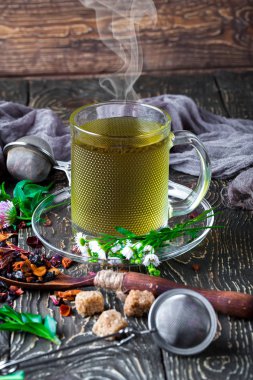 Eski arka plan üzerinde çay