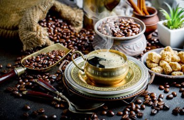 Eski arka plan üzerinde kahve siyah