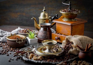 Eski arka plan üzerinde kahve siyah