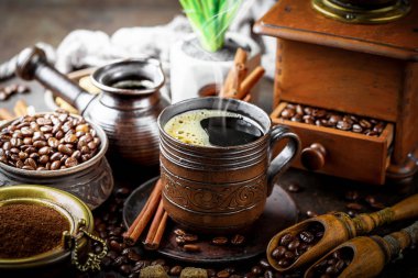 Eski arka plan üzerinde kahve siyah