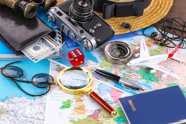 Artículos Accesorios Para Viajero Fondo Viejo Sobre Mesa — Foto de Stock