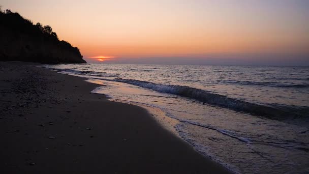 Deniz Sabah Plaj Üzerinde Gündoğumu — Stok video
