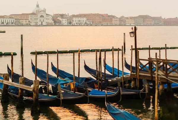 Gondolas Venice Morning Light Cityscape Background Italy — Stock Photo, Image