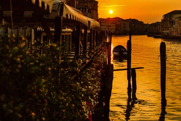 Erstaunlicher Goldener Sonnenaufgang Venedig — Stockfoto