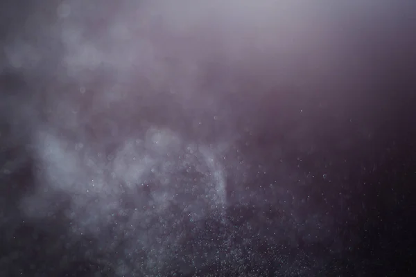 Gerçek mercekli geriışıklandırılmış toz parçacıkları 