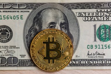 Yüz dolar üzerinde bir bitcoin kapatmak makro çekim faturaları 