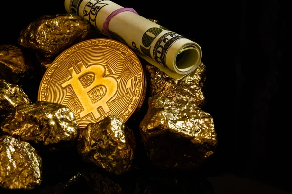 Bitcoin Oro Montículo Oro Concepto Negocio Criptomoneda Bitcoin — Foto de Stock