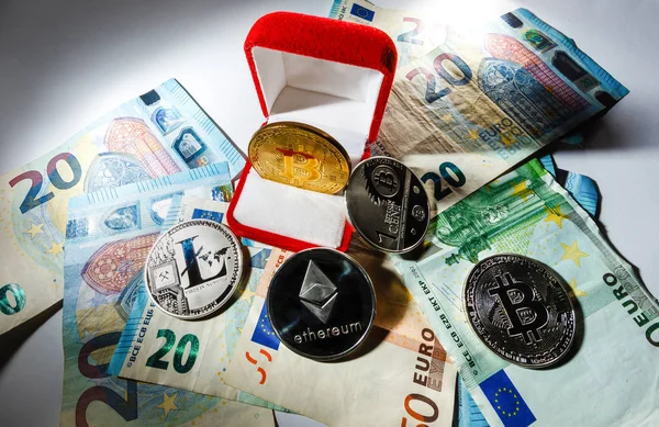 Rood Hart Valentijn Vak Met Bitcoin Zilveren Btc Munt Beste — Stockfoto