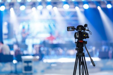 TV kamera konser salonu
