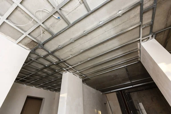 Install Metal Frame Plaster Board Ceiling House Construction — Stock Photo, Image