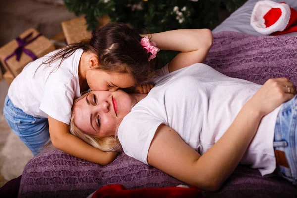 Happy Girl Smiling Mother Spending Time Together Christmas Tree — Stock Photo, Image