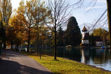 Göl boş Sonbahar Park