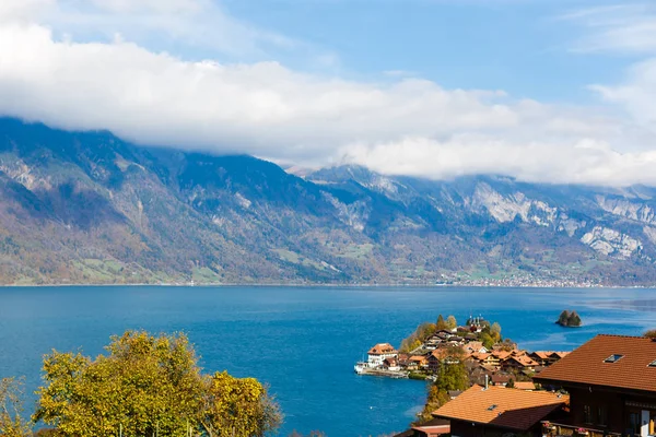 Herfst Meer Berg Achtergrond Interlaken Zwitserland — Stockfoto