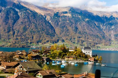 Interlaken Gölü Sonbahar zaman, İsviçre