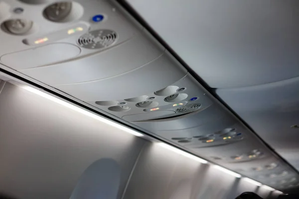 Modernos Detalhes Cabine Avião Passageiros Unidade Serviço Passageiros Painel Luz — Fotografia de Stock