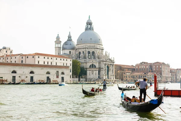 Pohled Velký Kanál Baziliku Santa Maria Della Salute Benátky Itálie — Stock fotografie