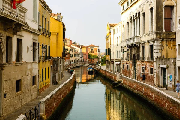 Smala Kanalerna Kända Och Typiska Venedig — Stockfoto