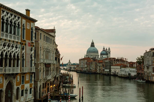 Tormentoso Cielo Nublado Sobre Canal Venecia — Foto de Stock