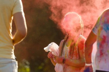 Kiev, Ukrayna - 13 Ağustos 2017: Kutlama renk Holi Festival