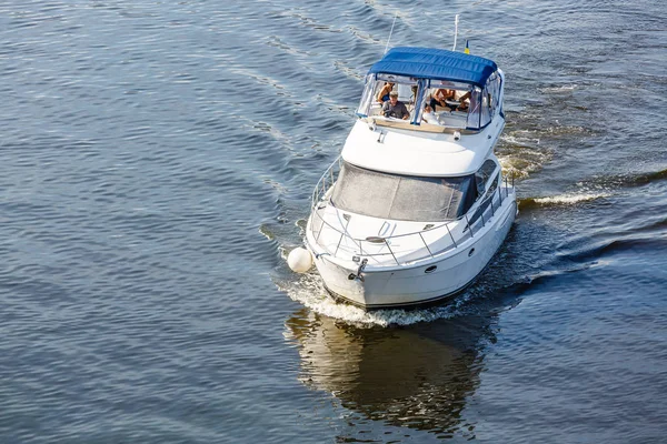 Barco Blanco Lujo Mar Azul — Foto de Stock