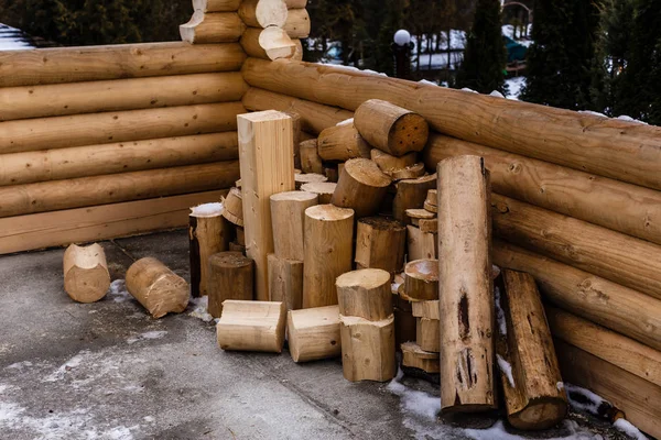 Winter Bouw Van Een Houten Huis Van Frame Een Stapel — Stockfoto