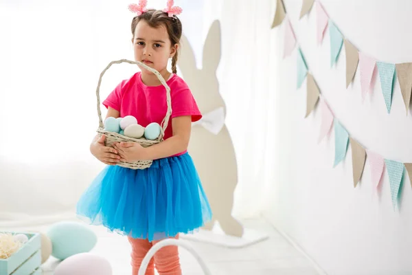 Little Girl Playing Easter Decorated Living Room — Stock Photo, Image