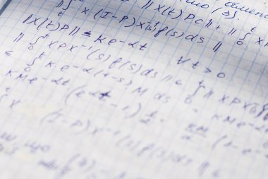 Öğrenci yarıyıl Not defteri matematiksel formüller içeren görünümü Kapat